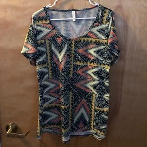 Lularoe top large
